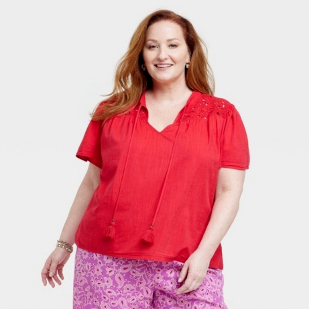 NWT Knox Rose Eyelet Short Sleeve V-neck Woven Top 2X XXL Red Z-2592